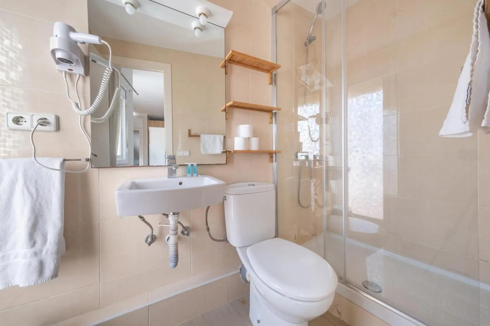 Bebarceloner Sant Andreu Apartments - 1 Bedroom With Terrace  Barcelona